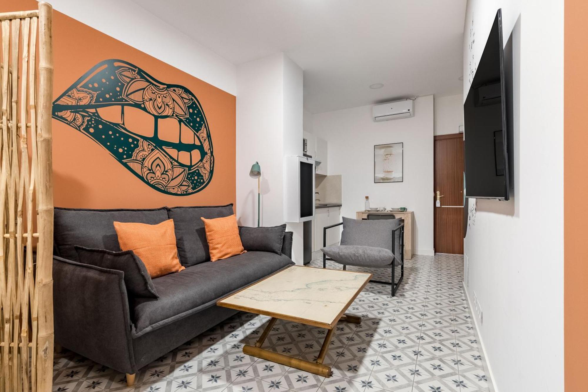 Charming Urban I Y Ii Apartment